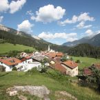 F1_Haus und Dorf.jpg