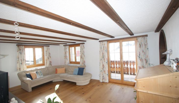 5.5-Zi.-Ferien-Maisonette-Dachwohnung in Curaglia