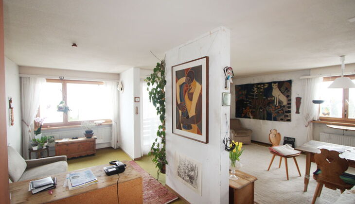 Bauernhaus mit Stall und Garten in Feldis